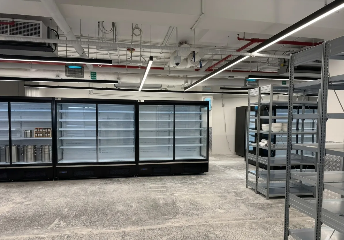 Ecommerce Express Fulfillment Center fit-out, client ADCoop - view 2